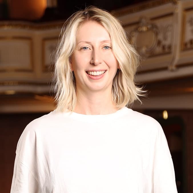 Magda Lipiarska, Marketing and Sales
